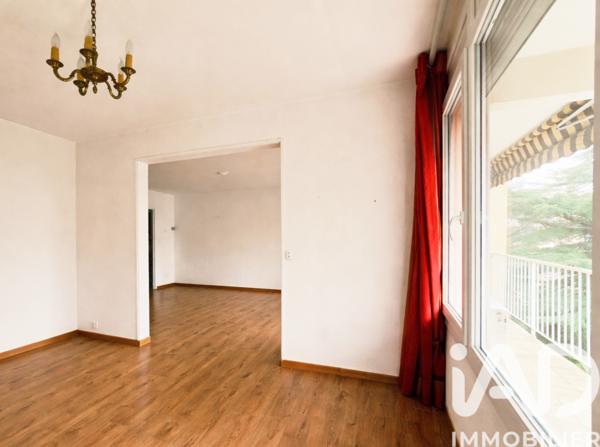 Appartement à vendre 4 pièces 99 m² Nîmes