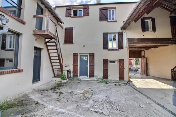 Appartement 2 pièces en RDC avec box à louer à MAULE (78)