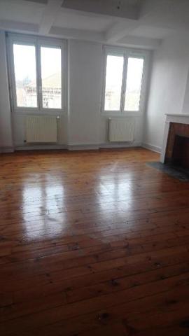 Appartement 3 pièces de 76 m² à Saint etienne
