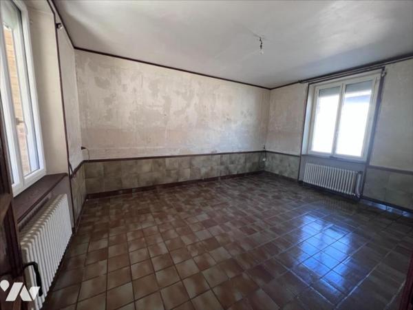 EXCLUSIVITE SAINT BRICE COURCELLES MAISON ANCIENNE JARDIN GARAGE