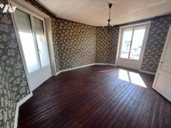 EXCLUSIVITE SAINT BRICE COURCELLES MAISON ANCIENNE JARDIN GARAGE