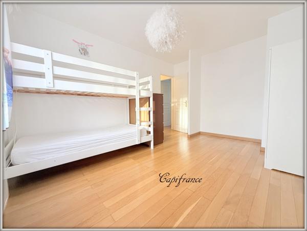 Maison contemporaine à vendre 6 pièces Hyper Centre