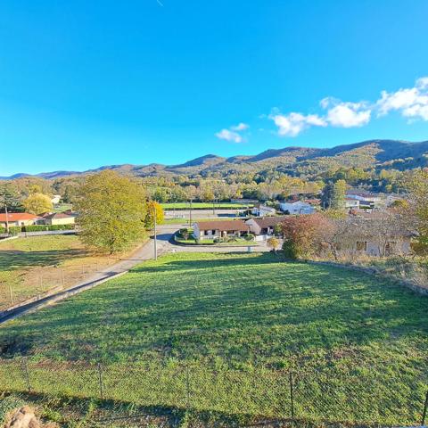 Charmante Maison à Vendre à Villeneuve d'Olmes - Idéale pour Primo-Accédants !