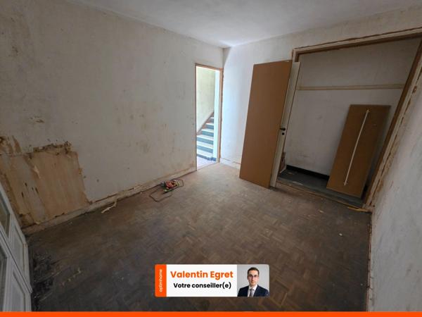 Maison de 120 m² à rénover avec vue panoramique, garage et jardin – Bolbec Centre