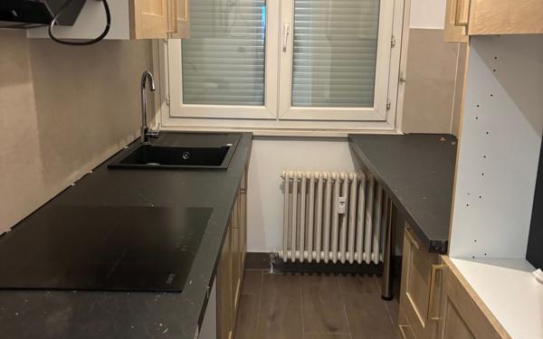Appartement à louer    3 pièces • 54 m2 Bourg-en-Bresse