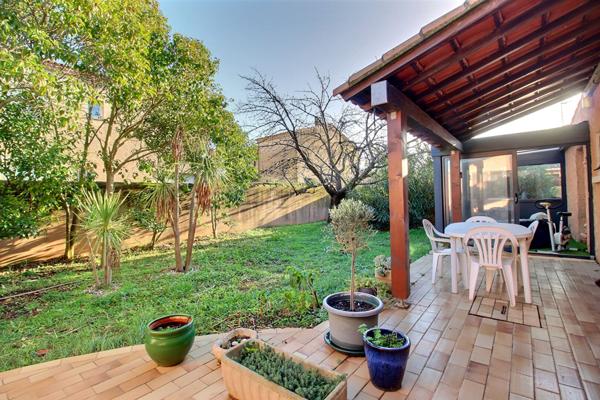 Maison familiale aux multiples possibilités ? Belle parcelle arborée de 580 m²