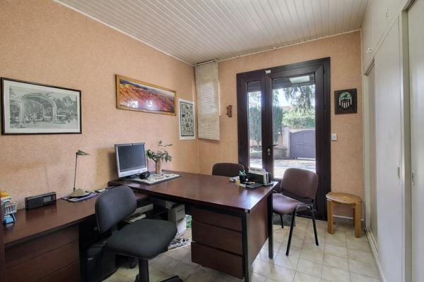 Maison familiale aux multiples possibilités ? Belle parcelle arborée de 580 m²