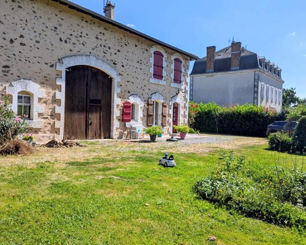 Charmante maison en pierre avec grange & jardin de 7 000 m² – Saulgond ✨