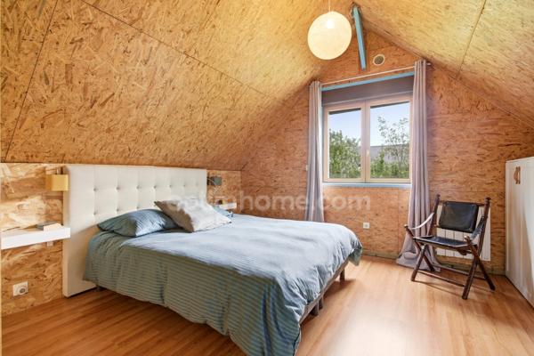 Proximité de Honfleur - Maison ossature bois - 130 m2 - 3 chambres dont une suite en RDC - Terrain 1238 m2 - Parkings