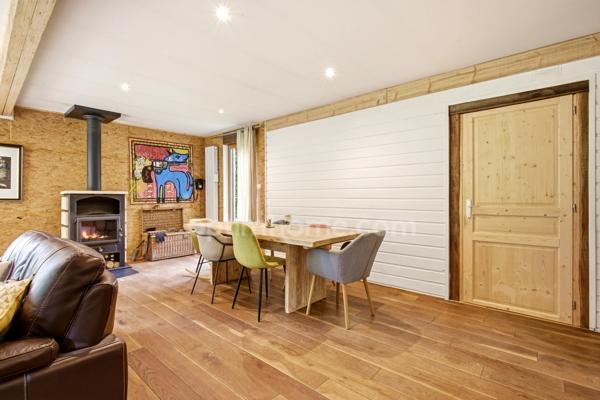 Proximité de Honfleur - Maison ossature bois - 130 m2 - 3 chambres dont une suite en RDC - Terrain 1238 m2 - Parkings