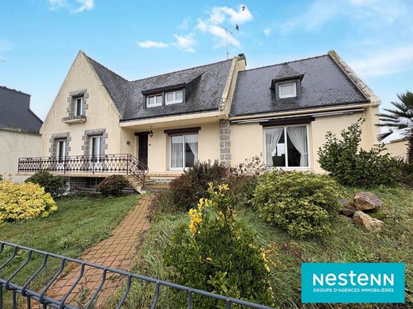 Maison de bourg 7 chambres avec sous-sol LE MENE ST GOUENO