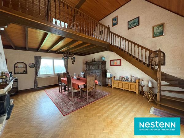 Maison de bourg 7 chambres avec sous-sol LE MENE ST GOUENO