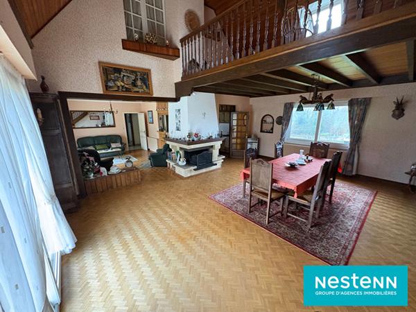 Maison de bourg 7 chambres avec sous-sol LE MENE ST GOUENO