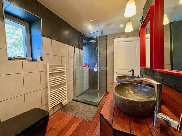 Vente Maison 10 pièces 231 m2 à Saint-Martin-d'Uriage