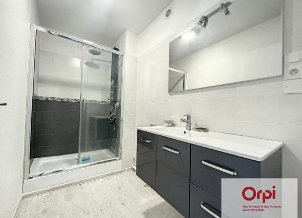 Appartement à louer    3 pièces • 74,43 m2 Montluçon