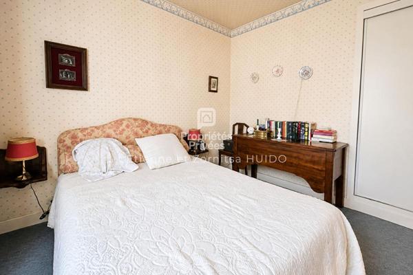 Maison Vatan 7 pièce(s) 181 m2