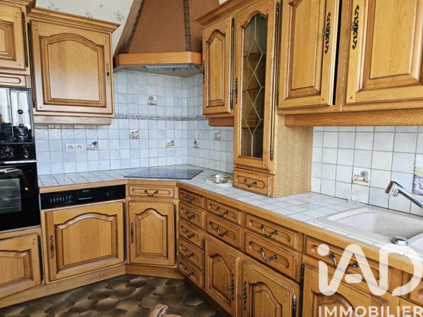 Maison à vendre 6 pièces 163 m² Villeneuve-sur-Yonne