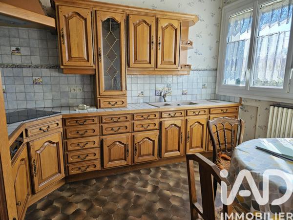Maison à vendre 6 pièces 163 m² Villeneuve-sur-Yonne