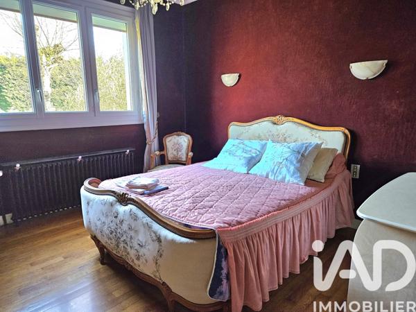 Maison à vendre 6 pièces 163 m² Villeneuve-sur-Yonne