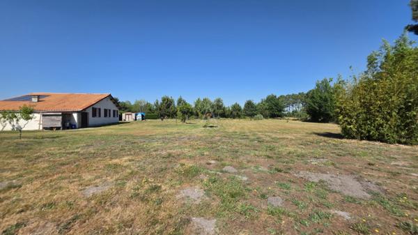 Exclusivité: Maison + un terrain constructible à SAINT SAVIN sur 5000m²