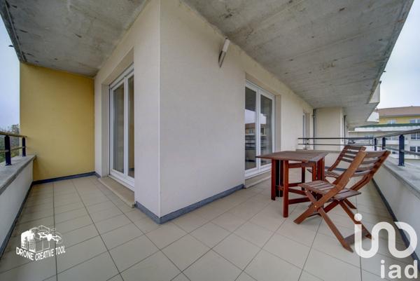 Appartement 2 pièces de 43 m² à Florange (57190)