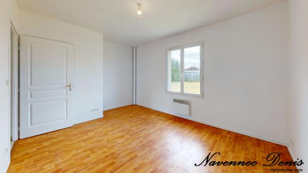 Maison de 2009 de plain-pied avec combles aménageables - 3 chambres - 189 000€