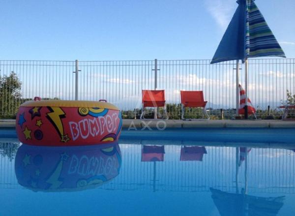 UNIQUE BIEN D'EXCEPTION NICHEE DANS LES COTEAUX SUD JURANCON