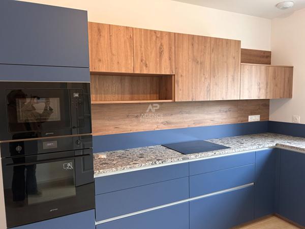 Maison 5 pièce(s) 120.6 m2 €960 000 ** - Référence 4695