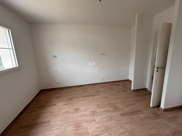 Maison 5 pièce(s) 120.6 m2 €960 000 ** - Référence 4695