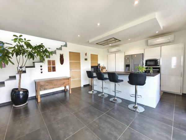 Vente Villa 5 pièces 150 m2 à Porticcio