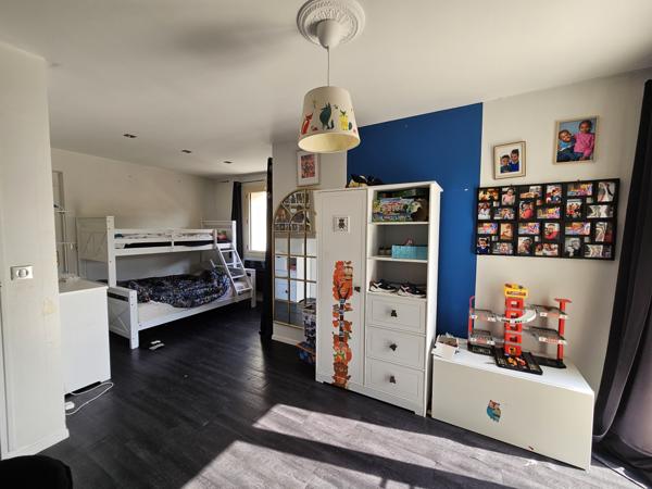 Maison
         10 pièces
        - 280 m² 540 000 € *