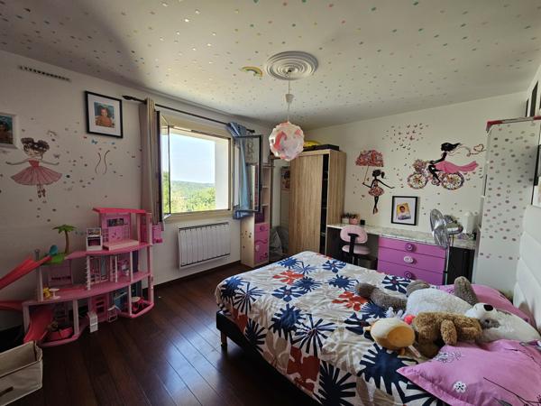 Maison
         10 pièces
        - 280 m² 540 000 € *