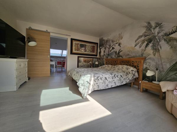 Maison
         10 pièces
        - 280 m² 540 000 € *