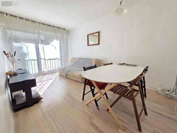 Location - Appartement Tours 37000 2 pièces 43 m 2