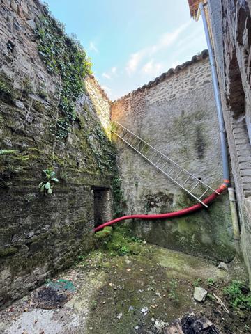 Un beau volume à aménager + 3 terrains non attenants