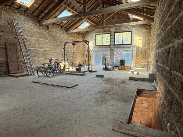 Un beau volume à aménager + 3 terrains non attenants