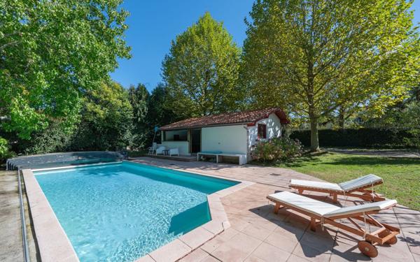 Maison à vendre    6 pièces • 250 m2 Arcangues