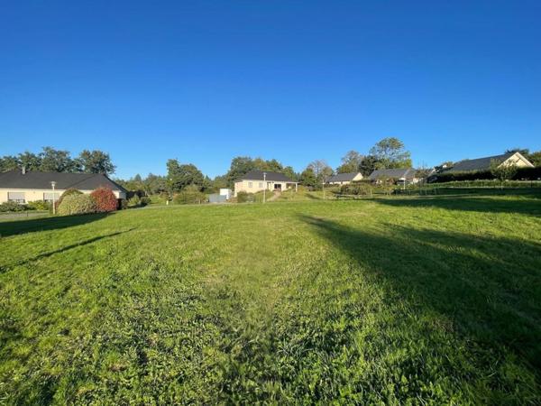 Terrain constructible dans un environnement calme