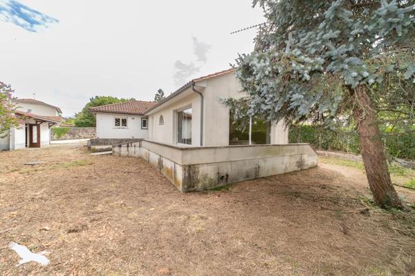 Maison 220 920 € Blaye 5 p 108 m² DPE D