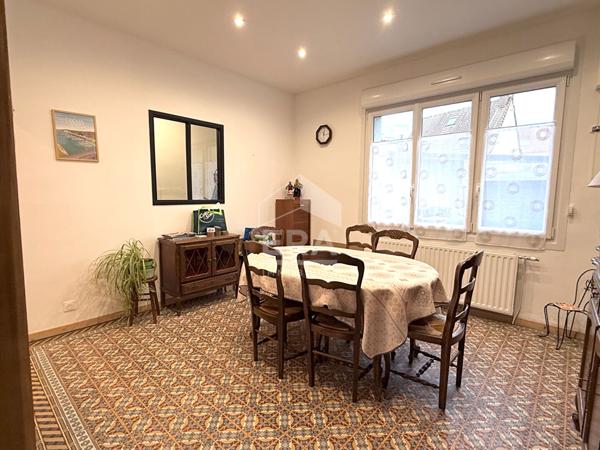 Maison Etaples-sur-mer Centre ville , 2 chambres, cour extérieure