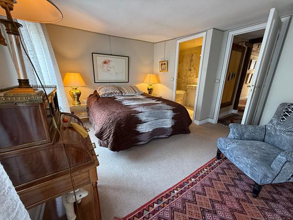 Appartement Paris 3 pièce(s) 82.54 m2