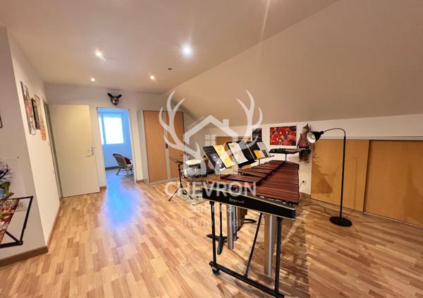 Nouvion-sur-Meuse (08160) Maison Nouvion-sur-Meuse - 7 Pièces - 144 m2