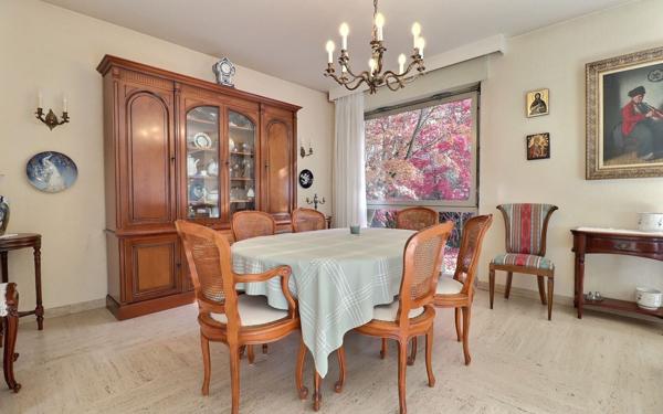 Maison à vendre    5 pièces • 190 m2 Forbach