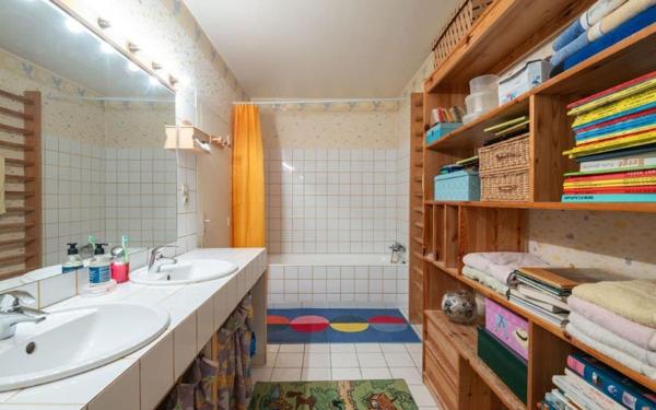 Maison à vendre    8 pièces •  Saint-Dié-des-Vosges