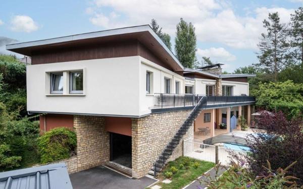 Maison à vendre    8 pièces •  Saint-Dié-des-Vosges