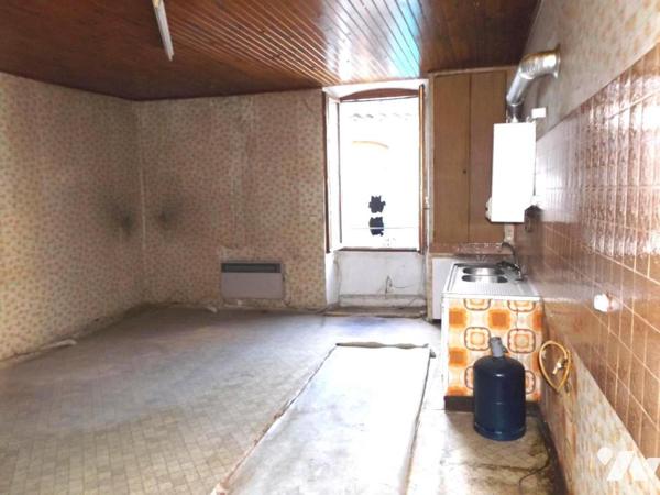 Immeuble de rapport à rénover très fort potentiel