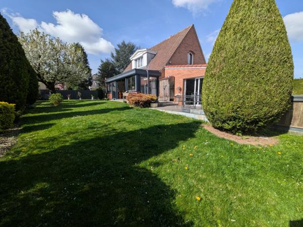 Maison individuelle 180m² - 5 chambres jardin double garage