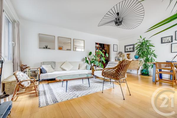 Appartement F3 à vendre  3 pièces - 83,23 m2 PARIS - 75018