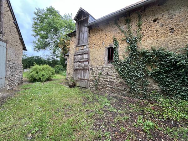 A VENDRE Maison en pierre Cadre champêtre à Caulnes Caulnes