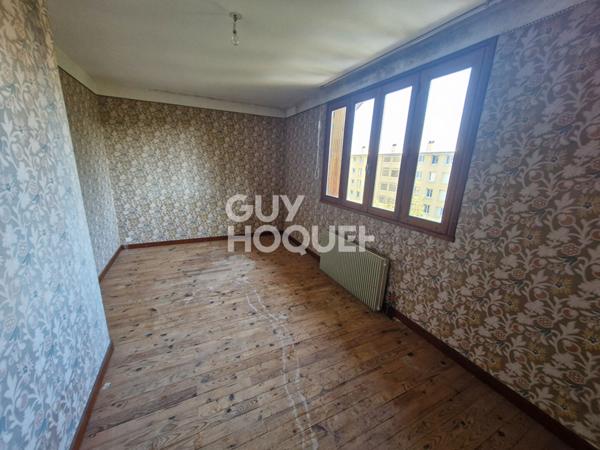 Maison à fort potentiel à MIRIBEL